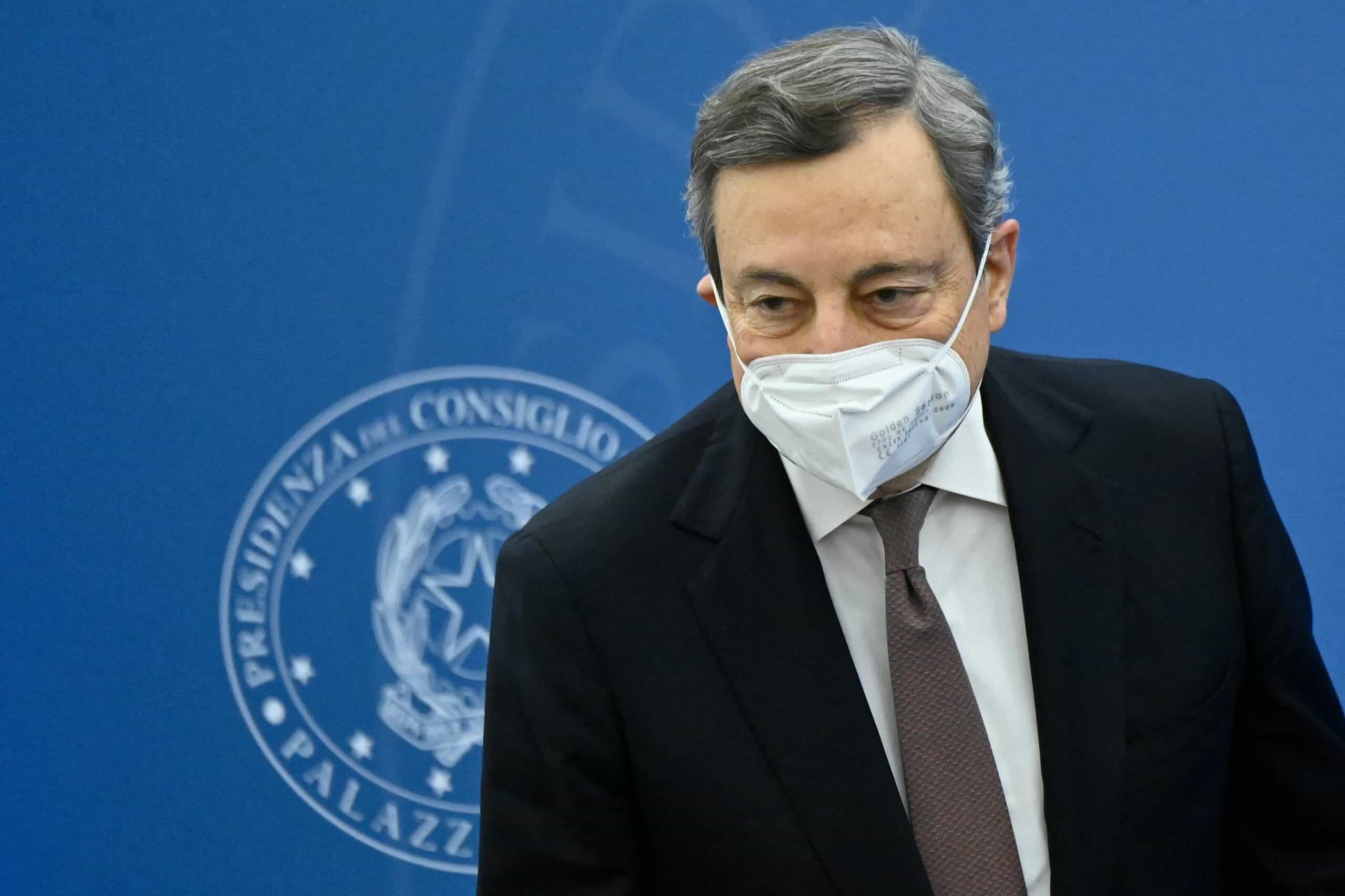 Scopri di più sull'articolo Green pass, Mario Draghi firma il nuovo dpcm sulle attività esenti