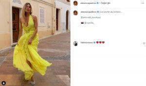 Scopri di più sull'articolo Eleonora Pedron, vestito giallo da capogiro: scollatura profonda