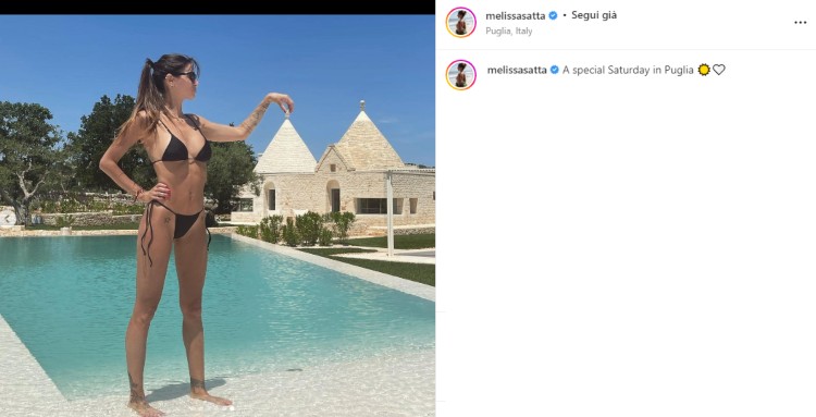Melissa Satta bikini Puglia