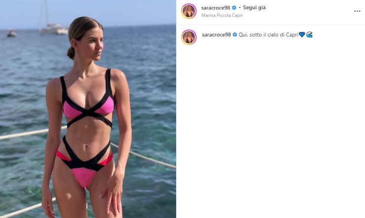 Sara Croce bikini rosa