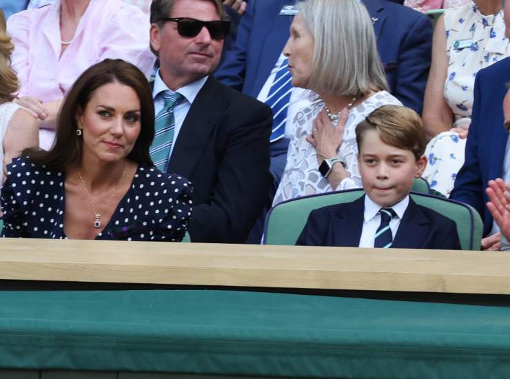 Kate Middleton nella bufera: c’entra il piccolo George. Il dettaglio colpisce