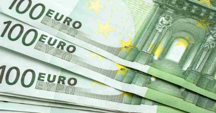 Nuovo Bonus da 100 euro al mese: richiedilo subito online