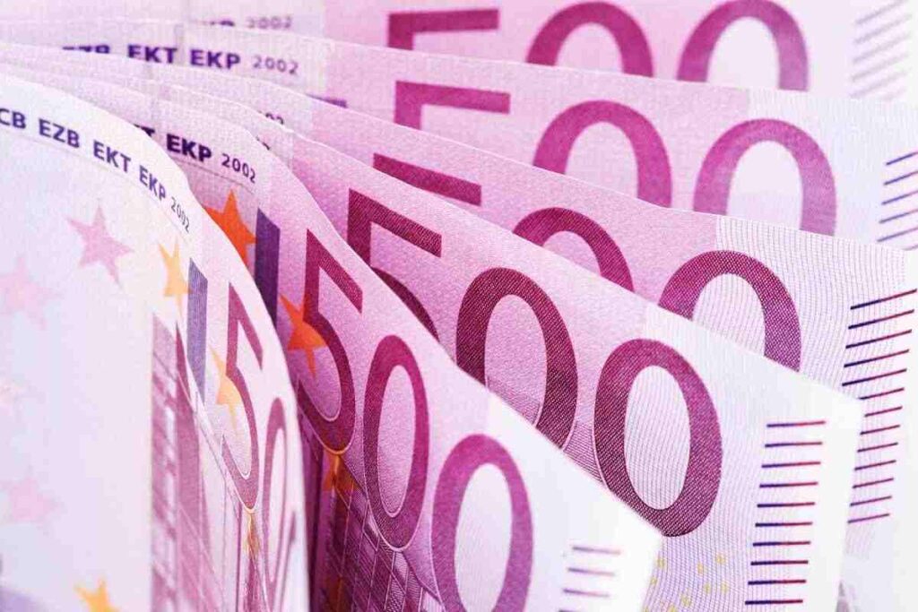 Nuovo bonus di 500 euro dal Governo: ecco come richiederlo e le scadenze