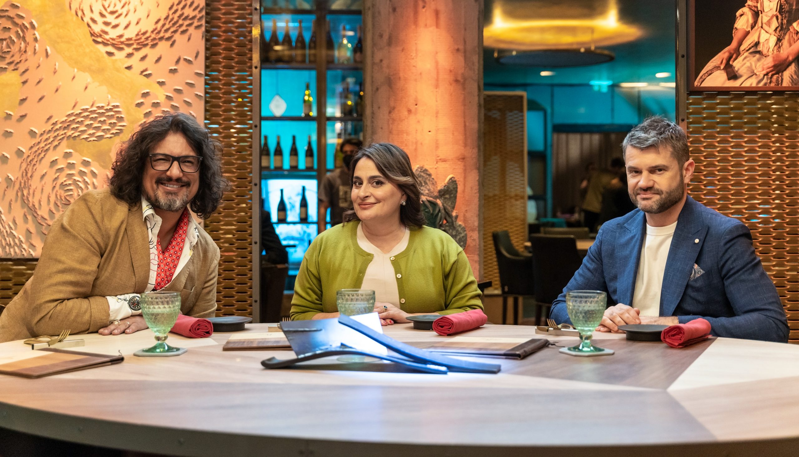 Guida Tv 2 giugno 2023. Celebrity Chef di Alessandro Borghese con ospiti Giulia Salemi e Pierpaolo Pretelli